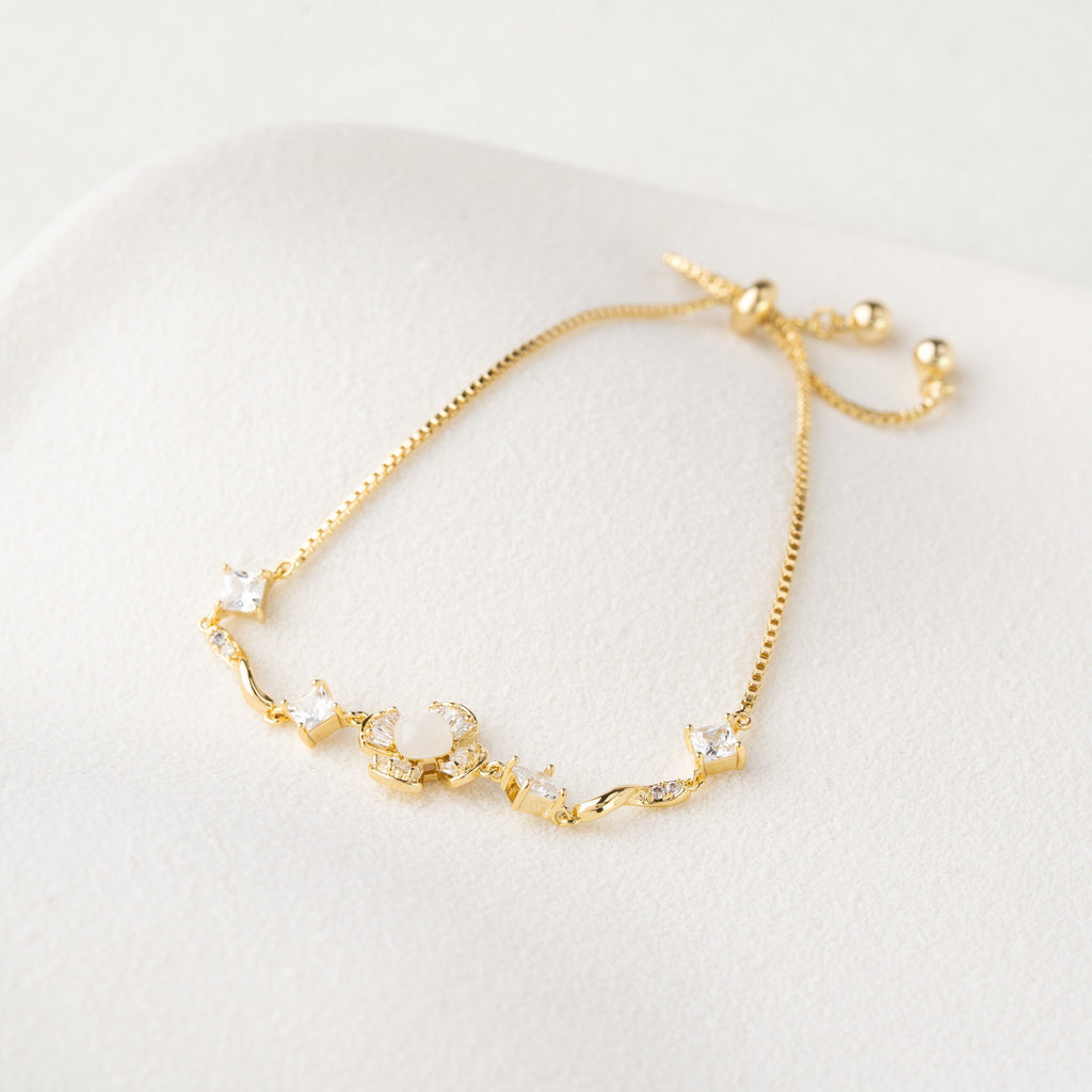 Flower Motif Crystal Adjustable Bracelet