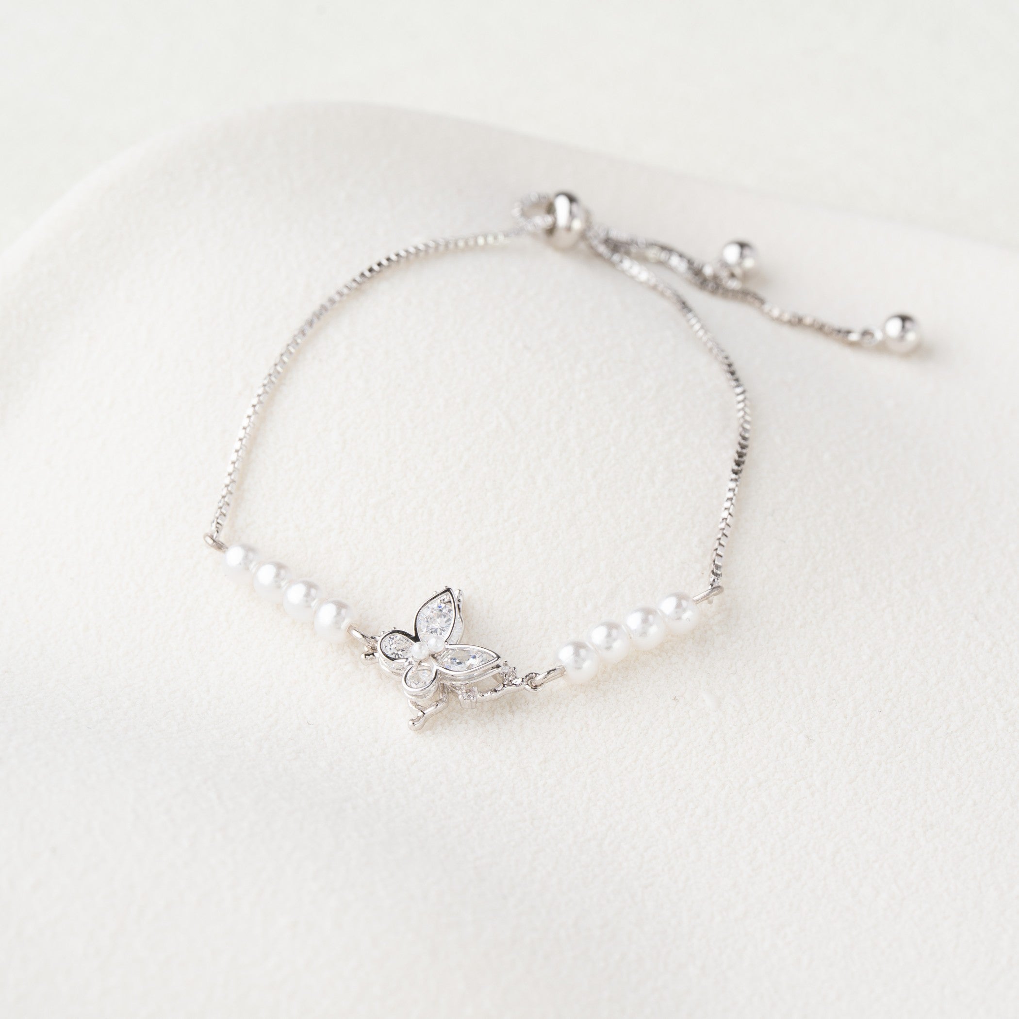 Butterfly Pearl Chain Bracelet