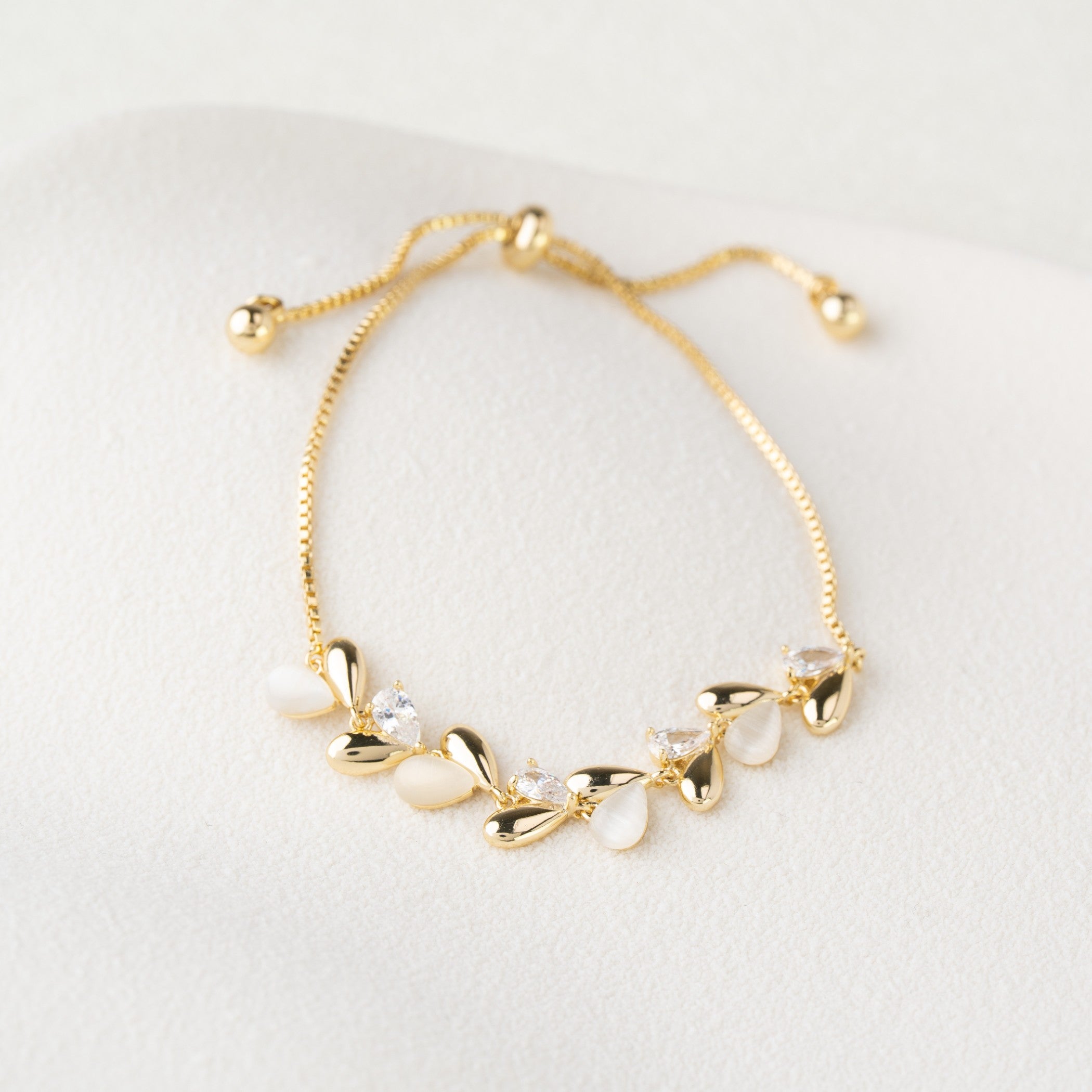 Leaf Pearl Drop Bracelet