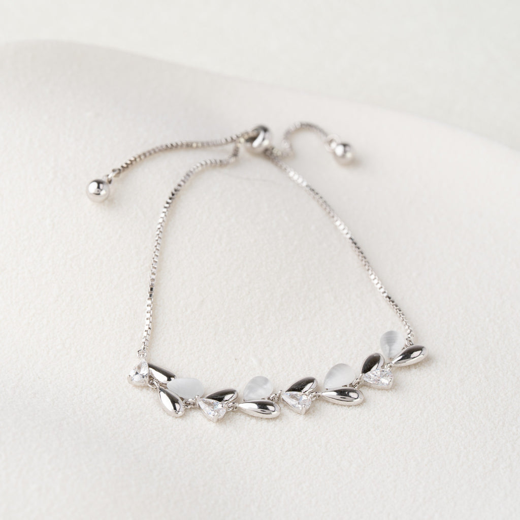 Leaf Pearl Drop Bracelet