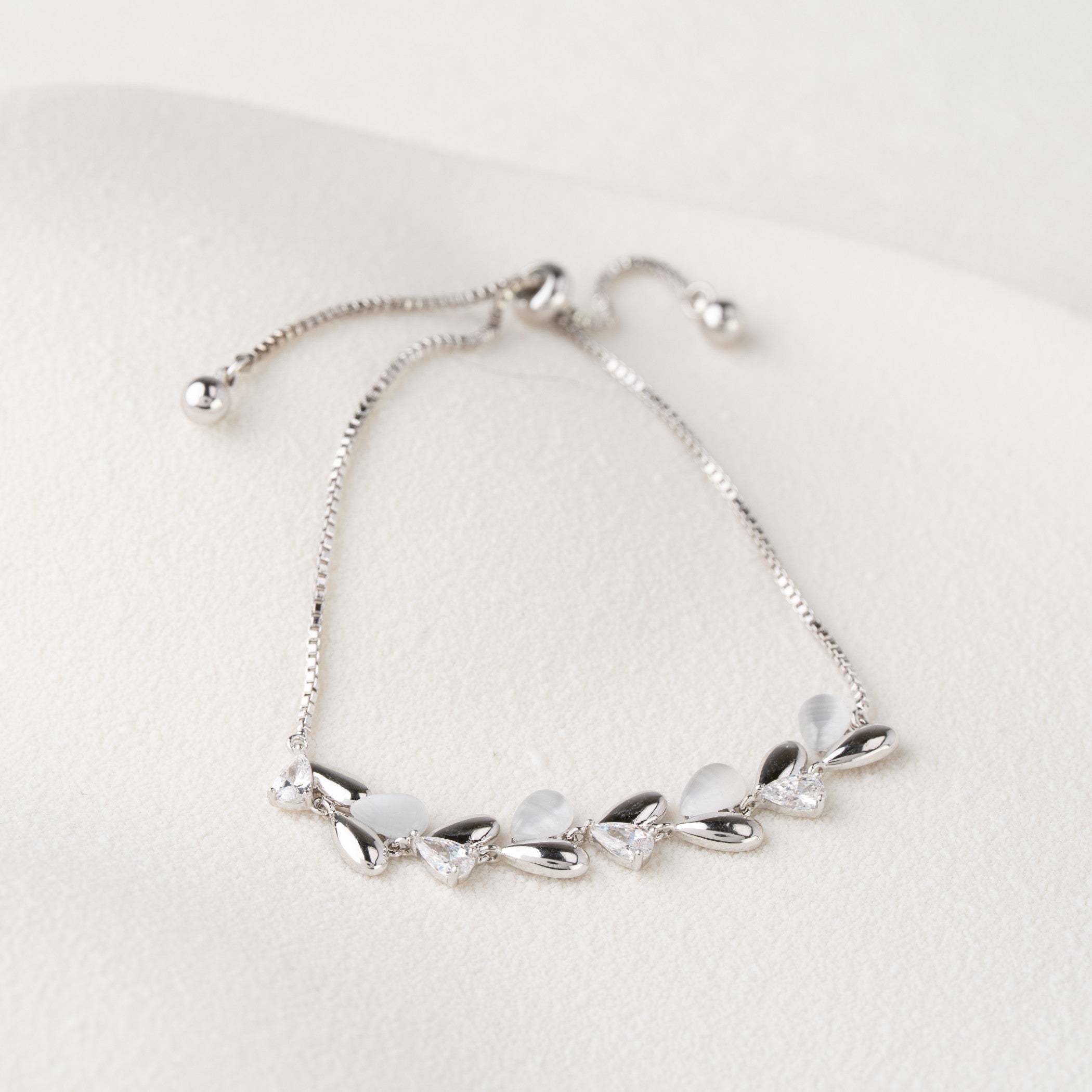 Leaf Pearl Drop Bracelet