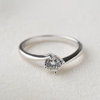 Elegant Curve Diamond Accent Ring