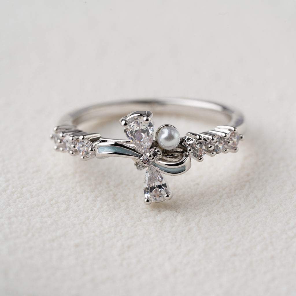 Elegant Bow Pearl & Crystal Ring