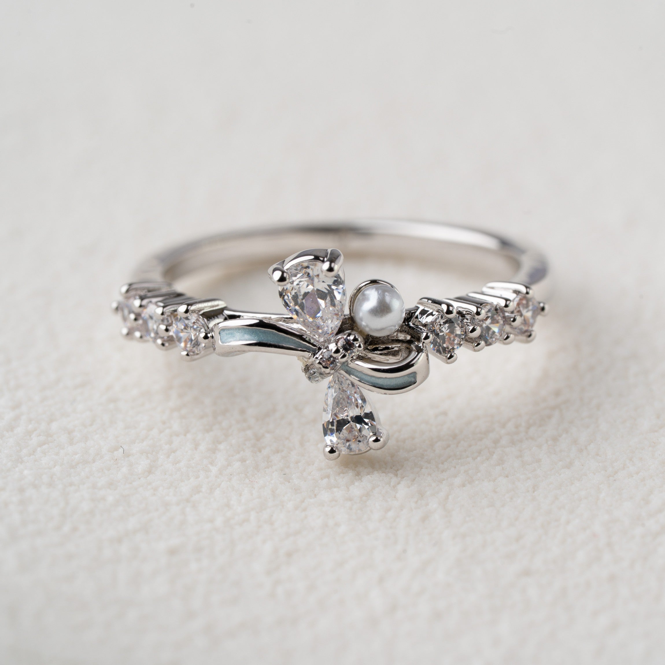 Elegant Bow Pearl & Crystal Ring