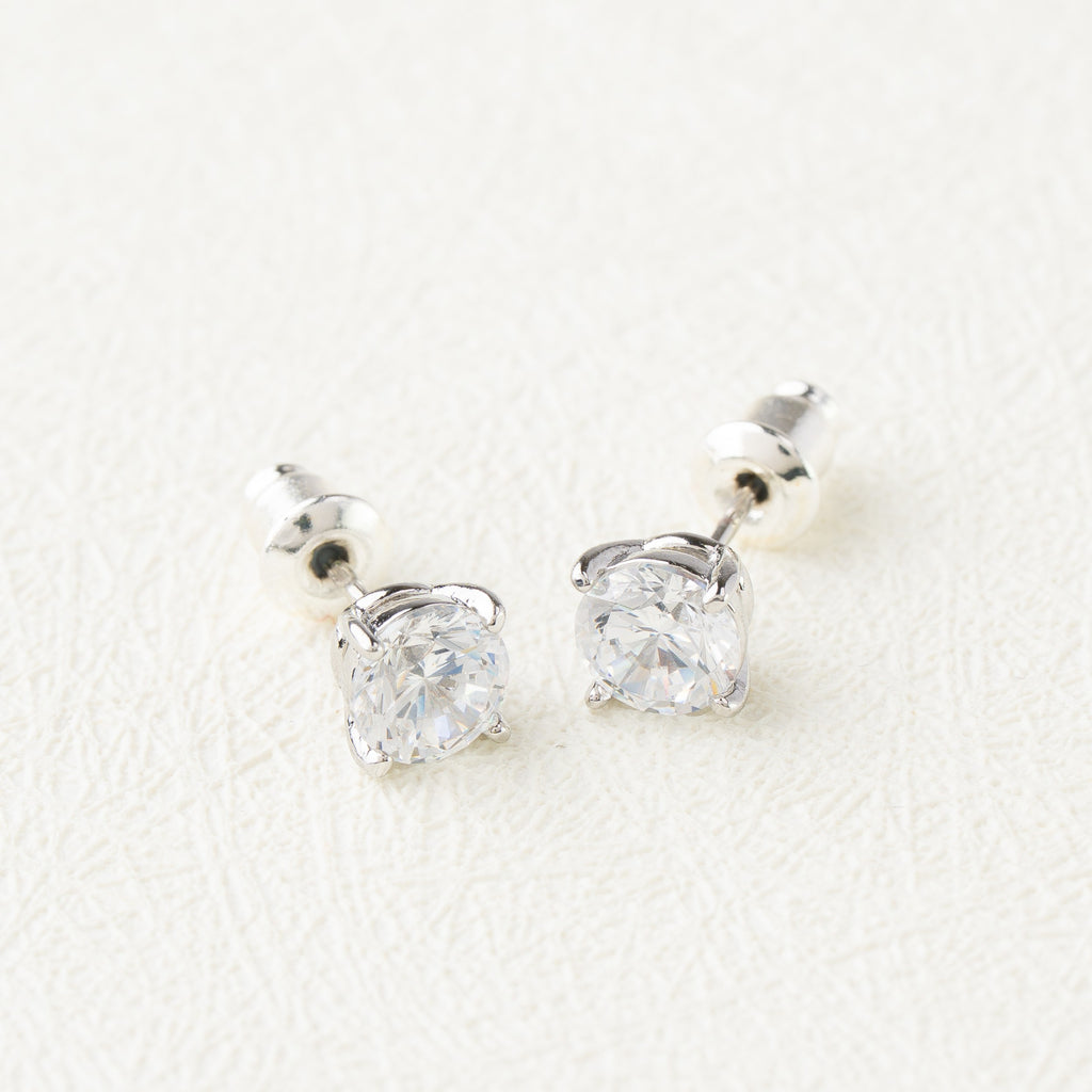 Minimal Round Crystal Stud Earrings
