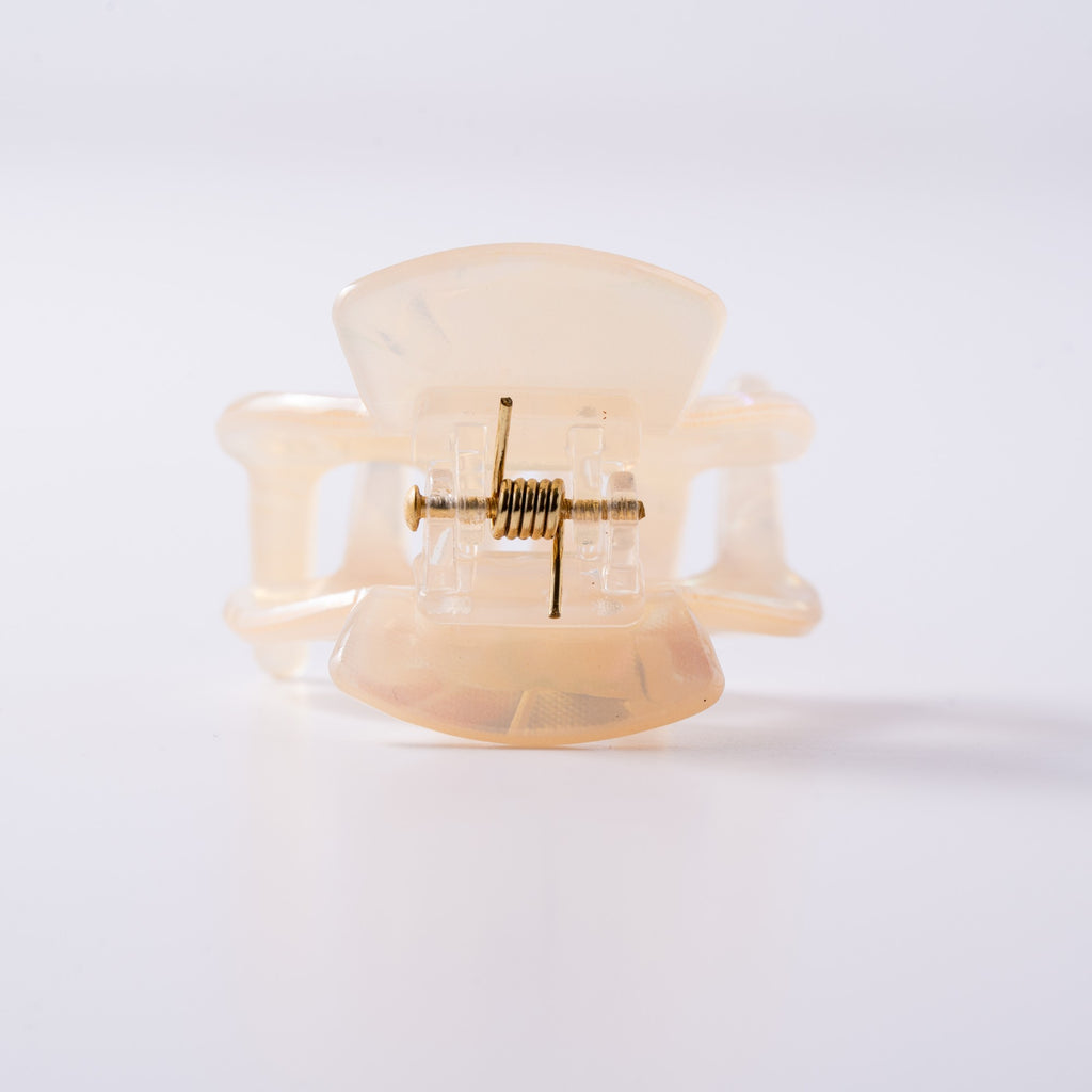 Mini Pearl Classic Claw Clip