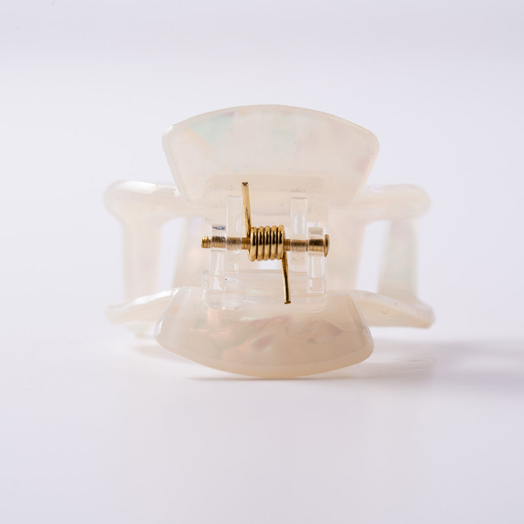 Mini Pearl Classic Claw Clip