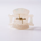 Mini Pearl Classic Claw Clip