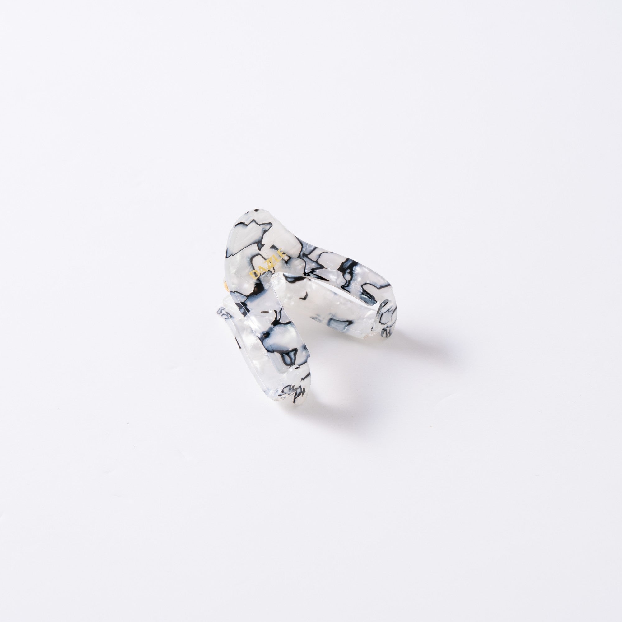 Mini Pearl Loop Claw Clip