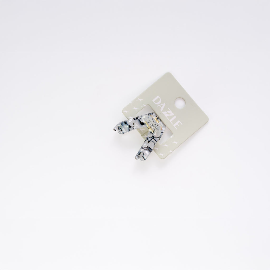 Mini Pearl Loop Claw Clip