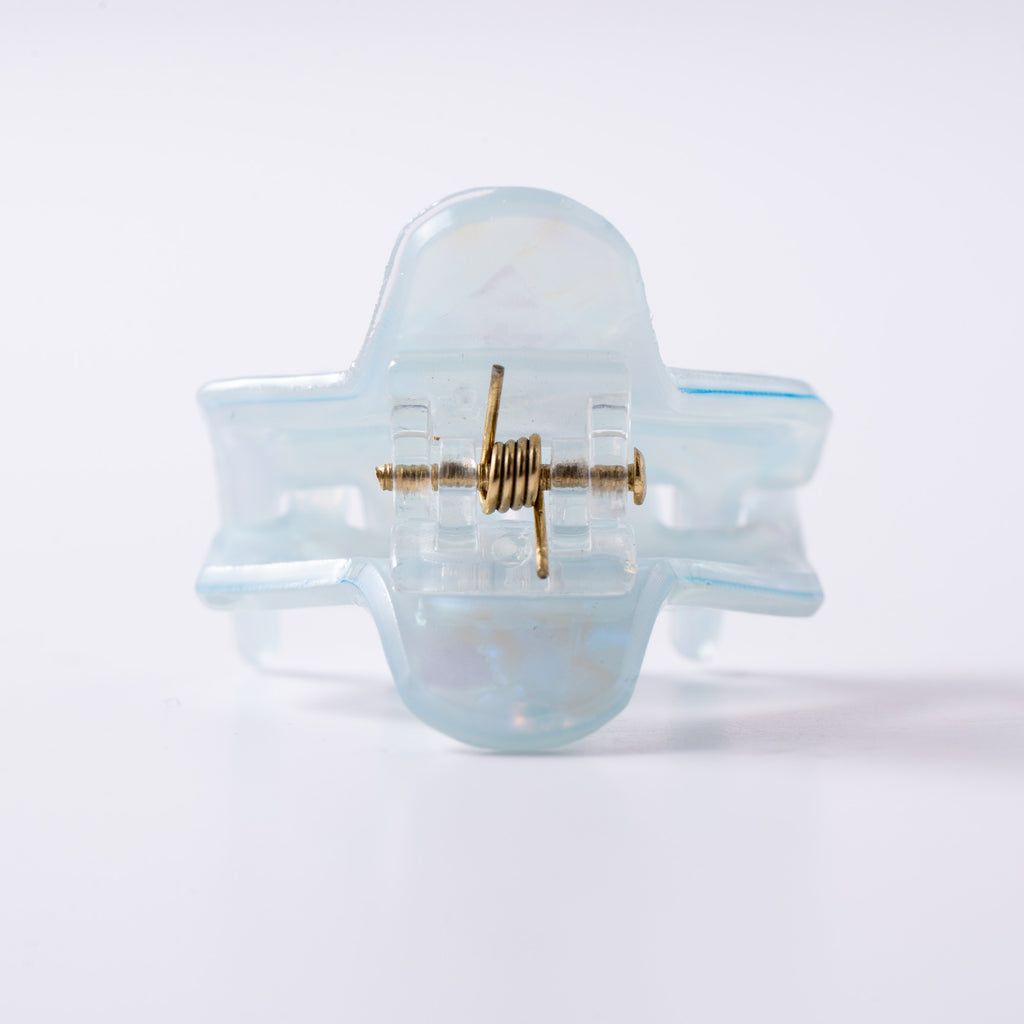 Mini Pearl Soft Curve Claw Clip