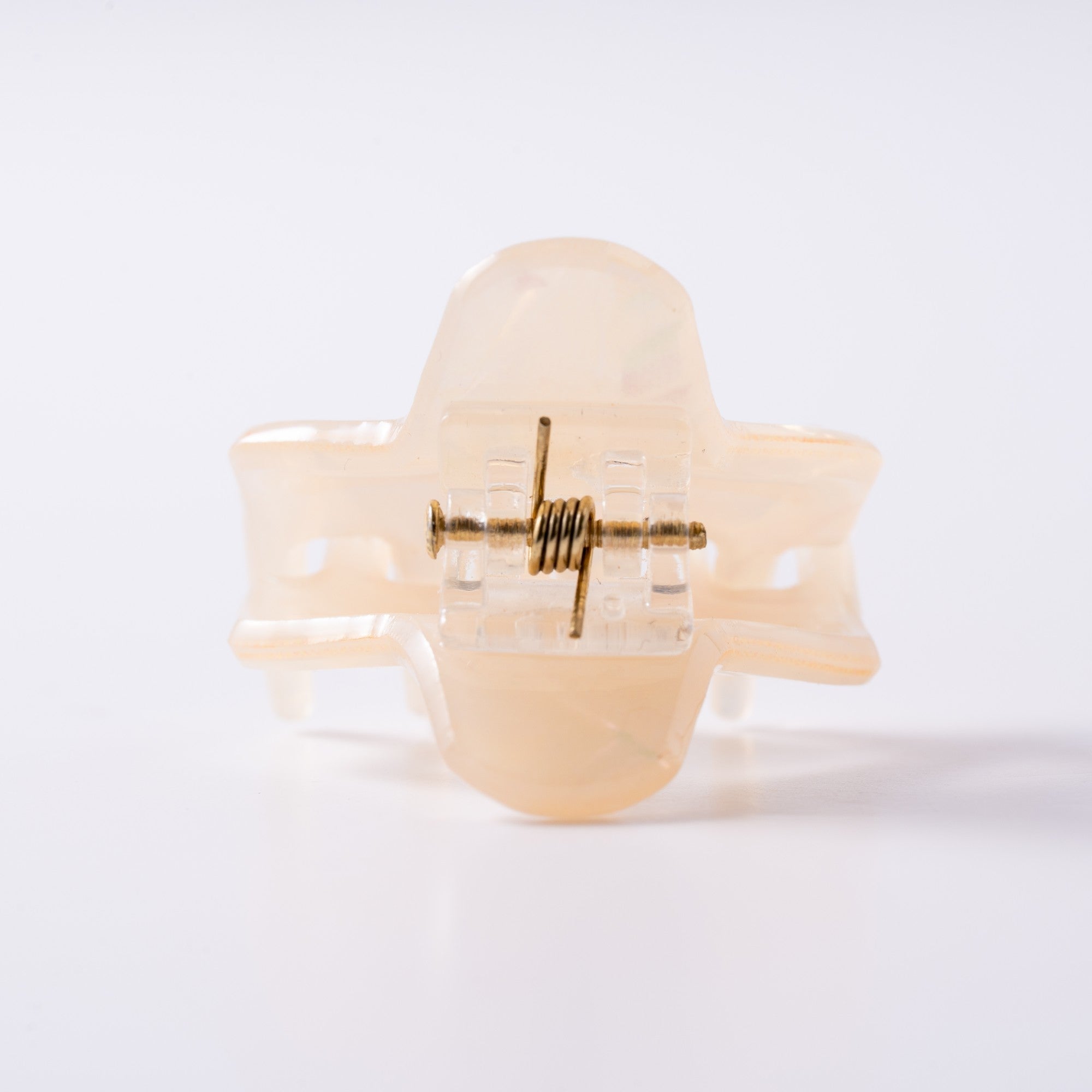 Mini Pearl Soft Curve Claw Clip