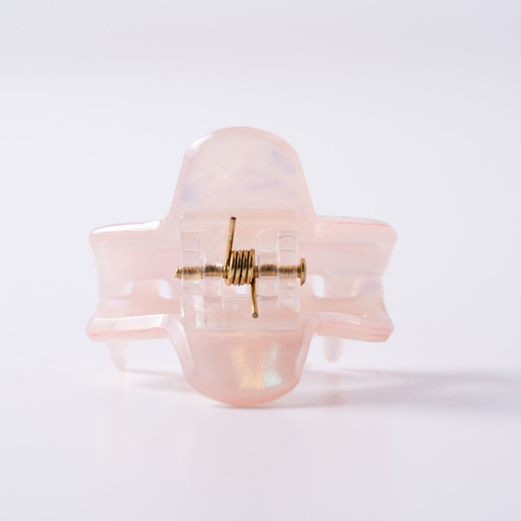Mini Pearl Soft Curve Claw Clip