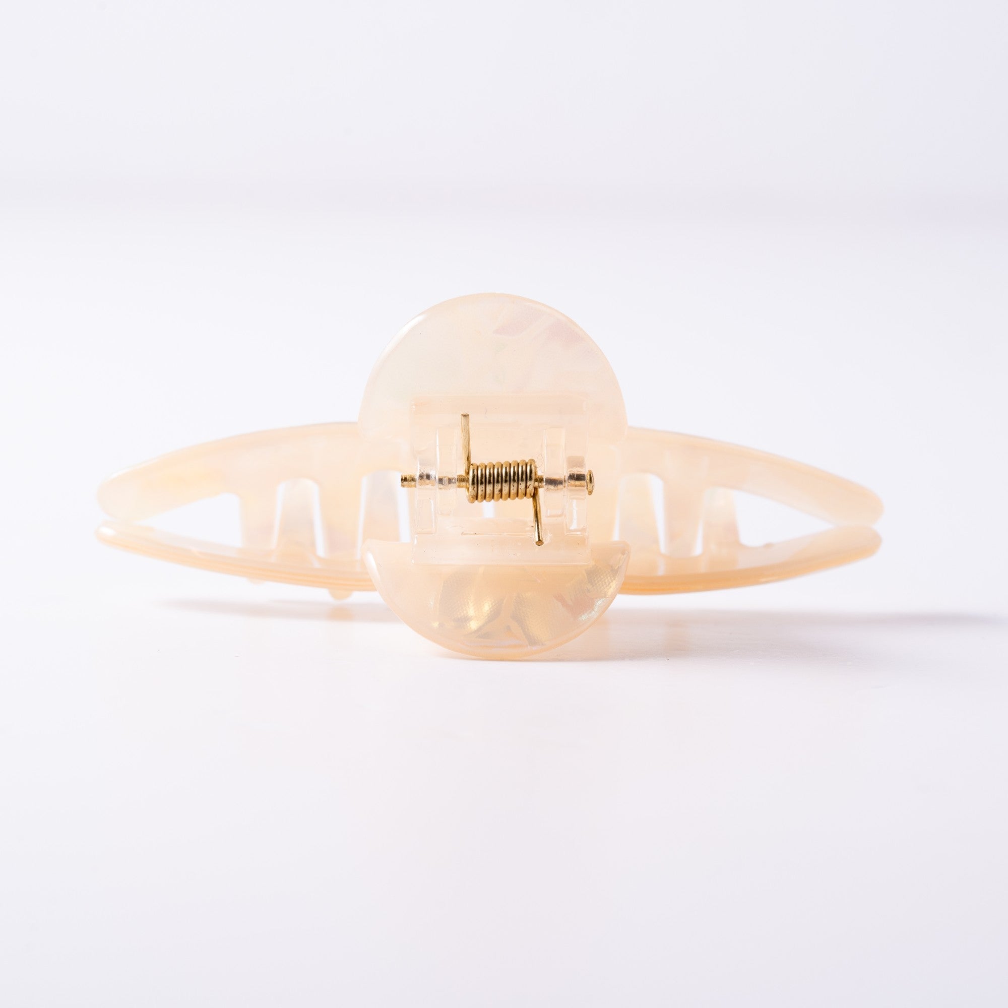 Pearl Wing Claw Clip