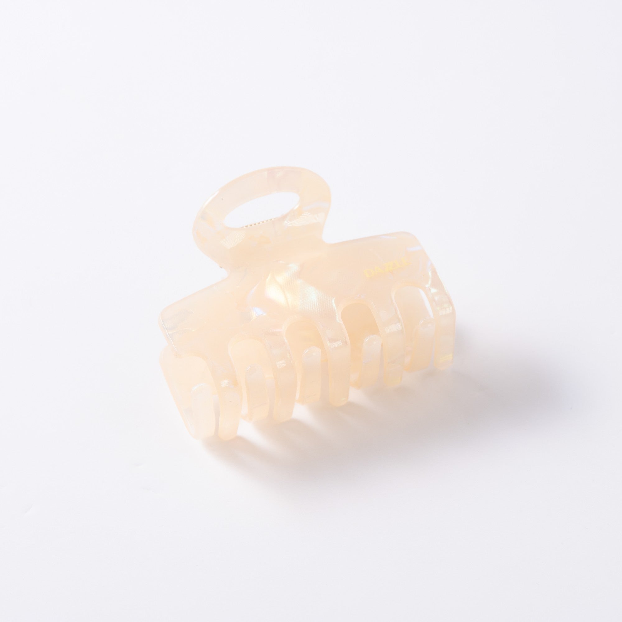 Pearl Loop Classic Claw Clip