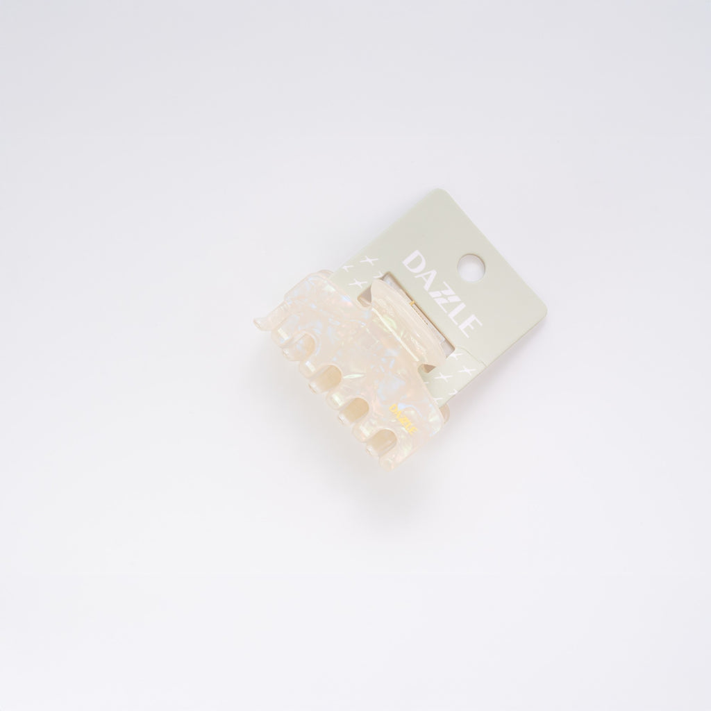 Pearl Loop Classic Claw Clip