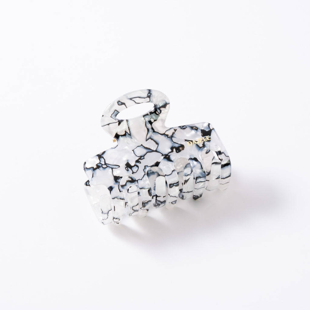 Pearl Loop Classic Claw Clip