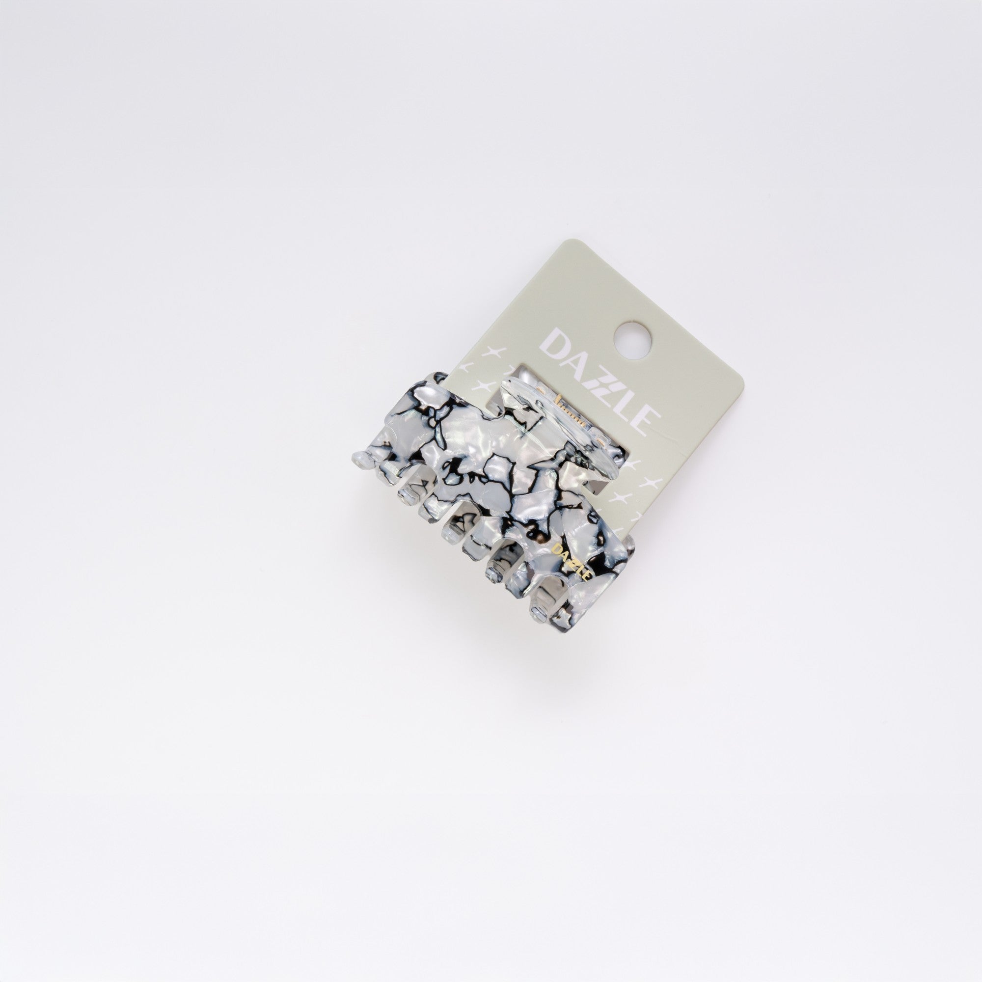Pearl Loop Classic Claw Clip