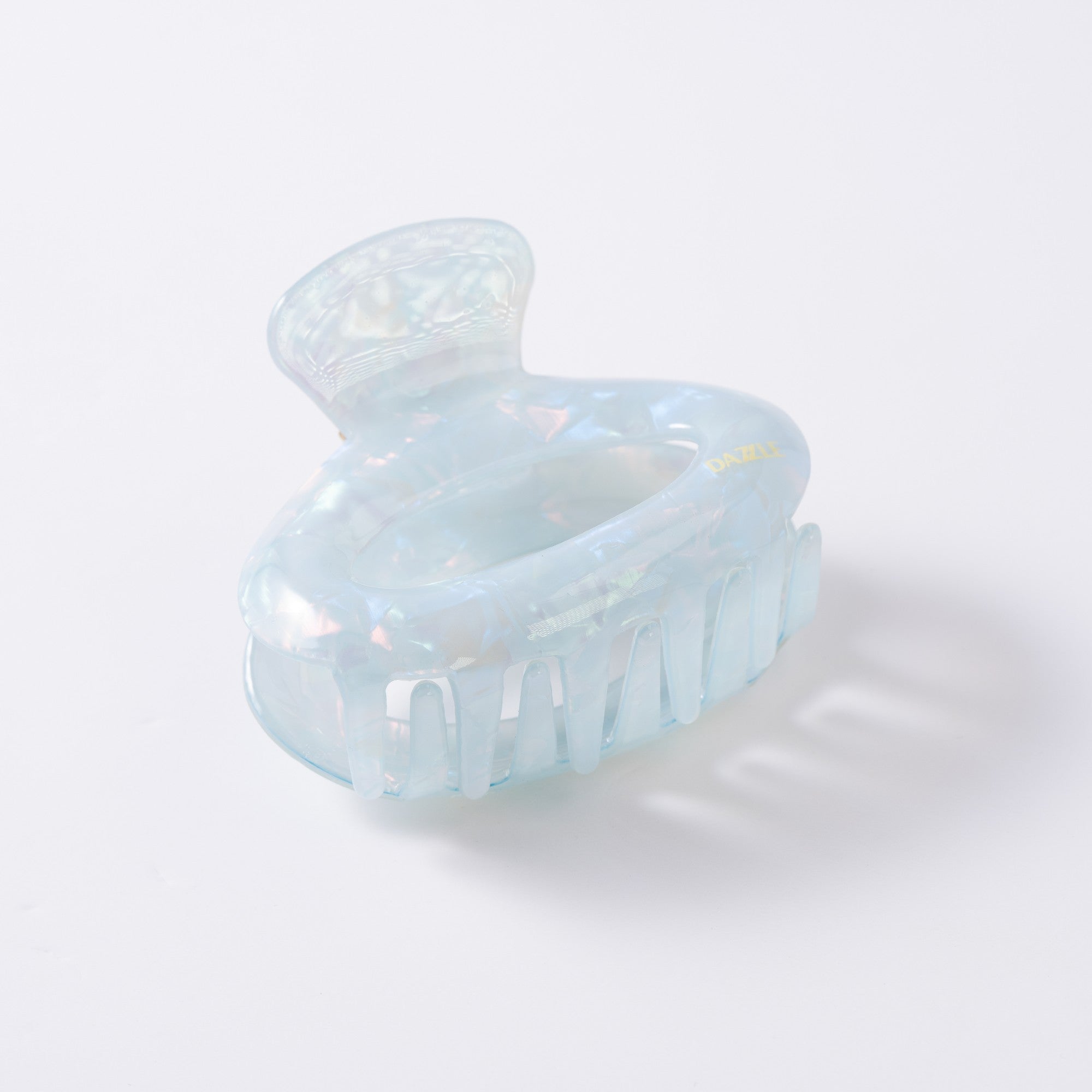 Pearl Luxe Claw Clip
