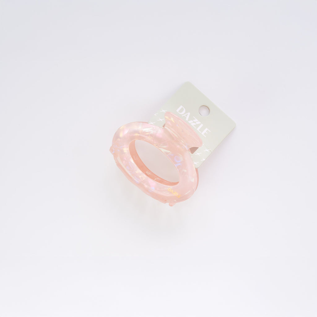 Pearl Luxe Claw Clip