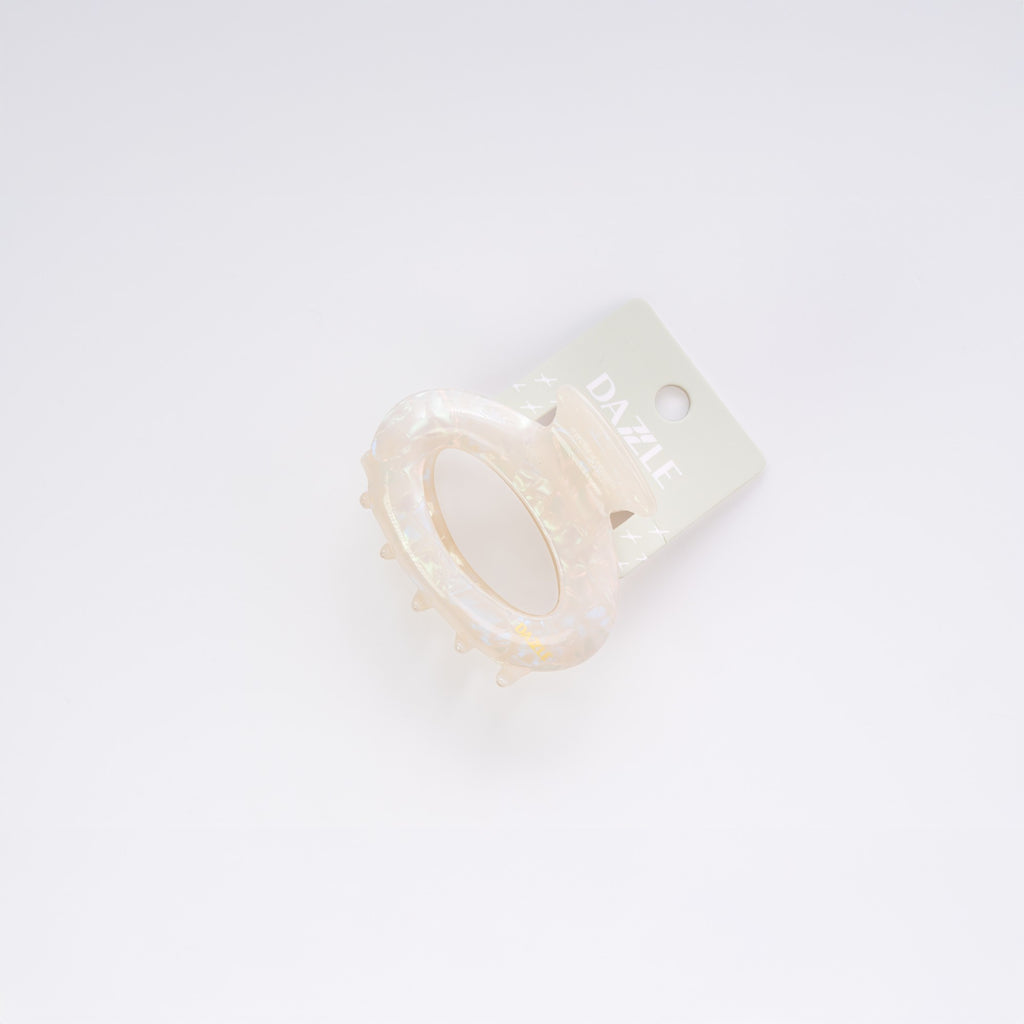 Pearl Luxe Claw Clip
