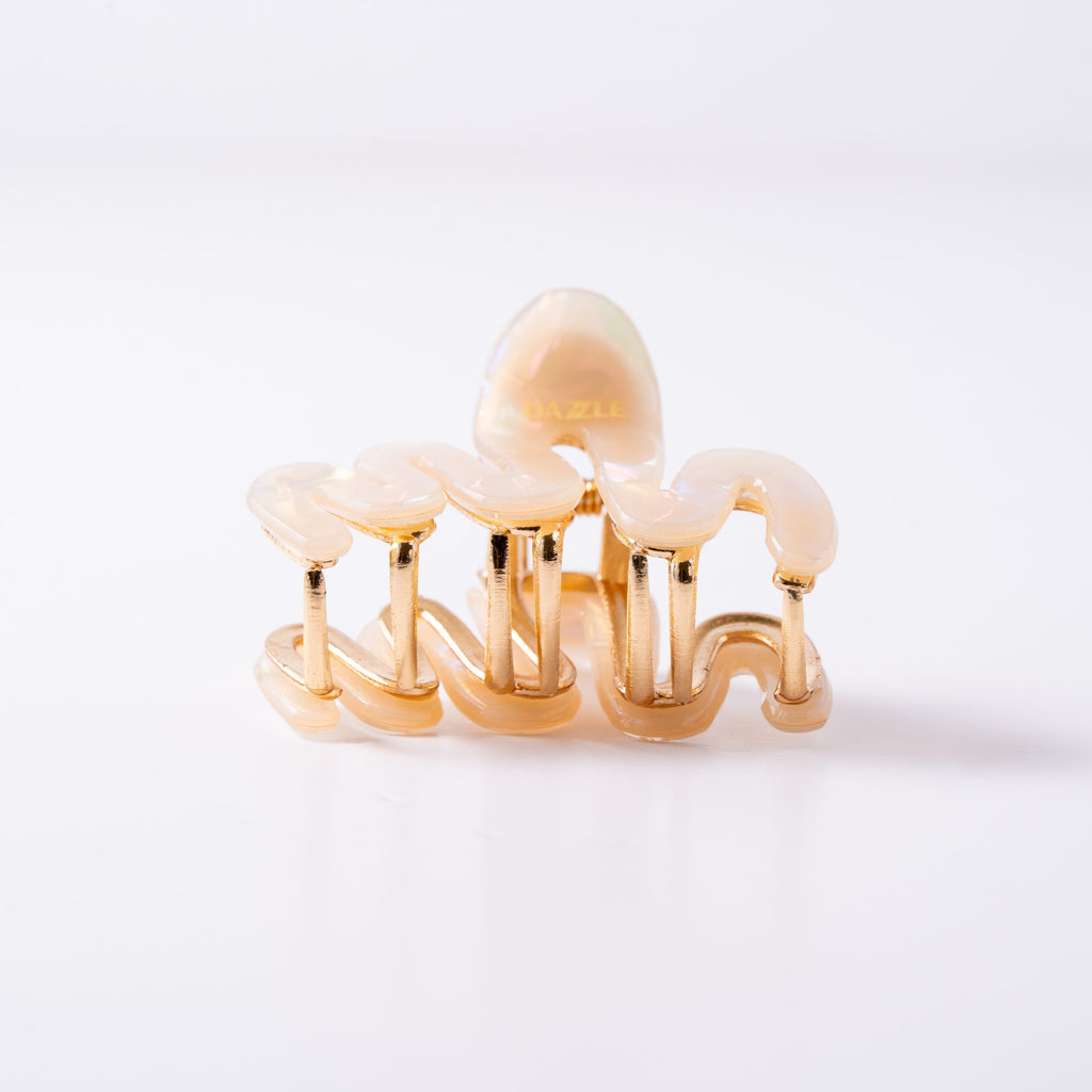 Pearl Wave Claw Clip