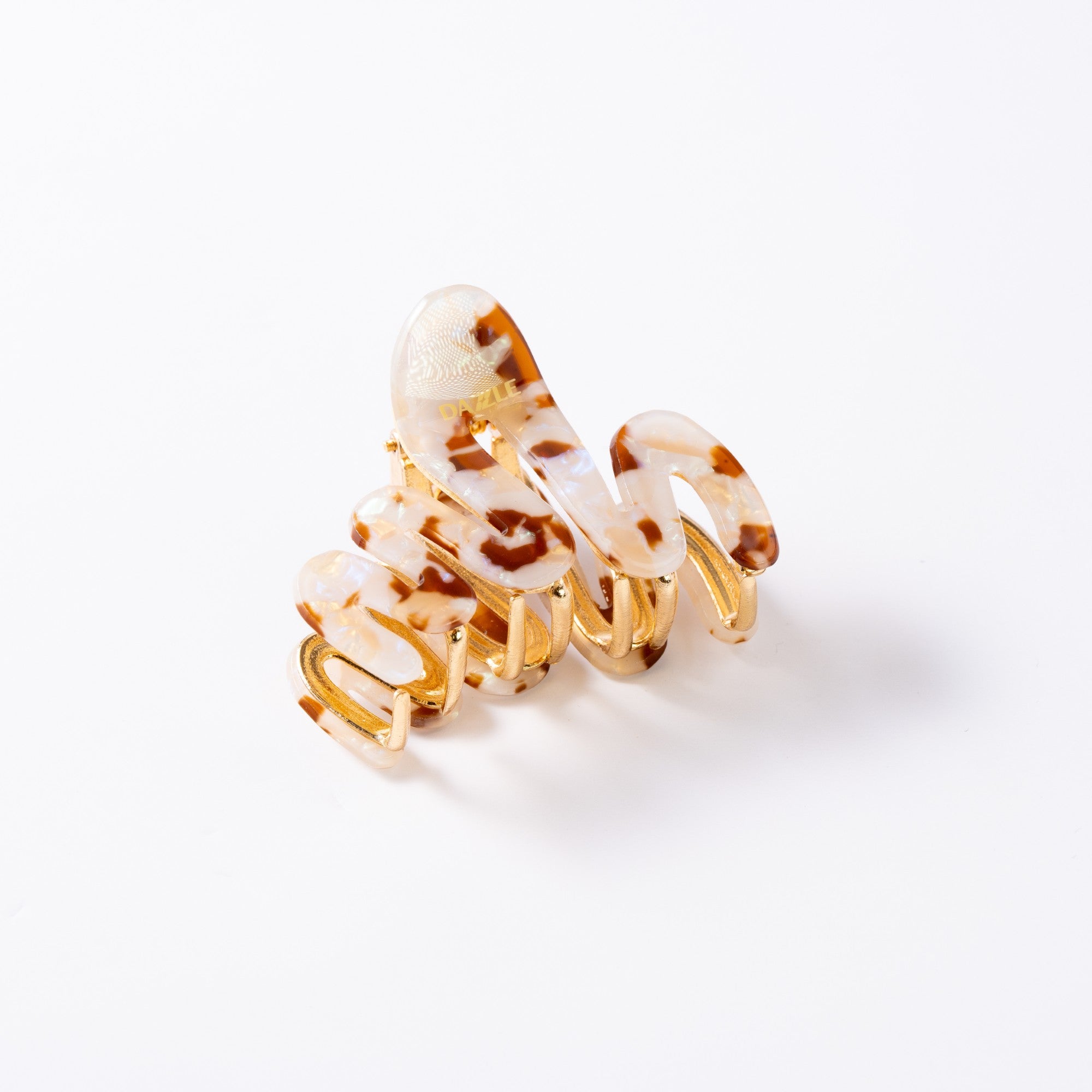 Pearl Wave Claw Clip