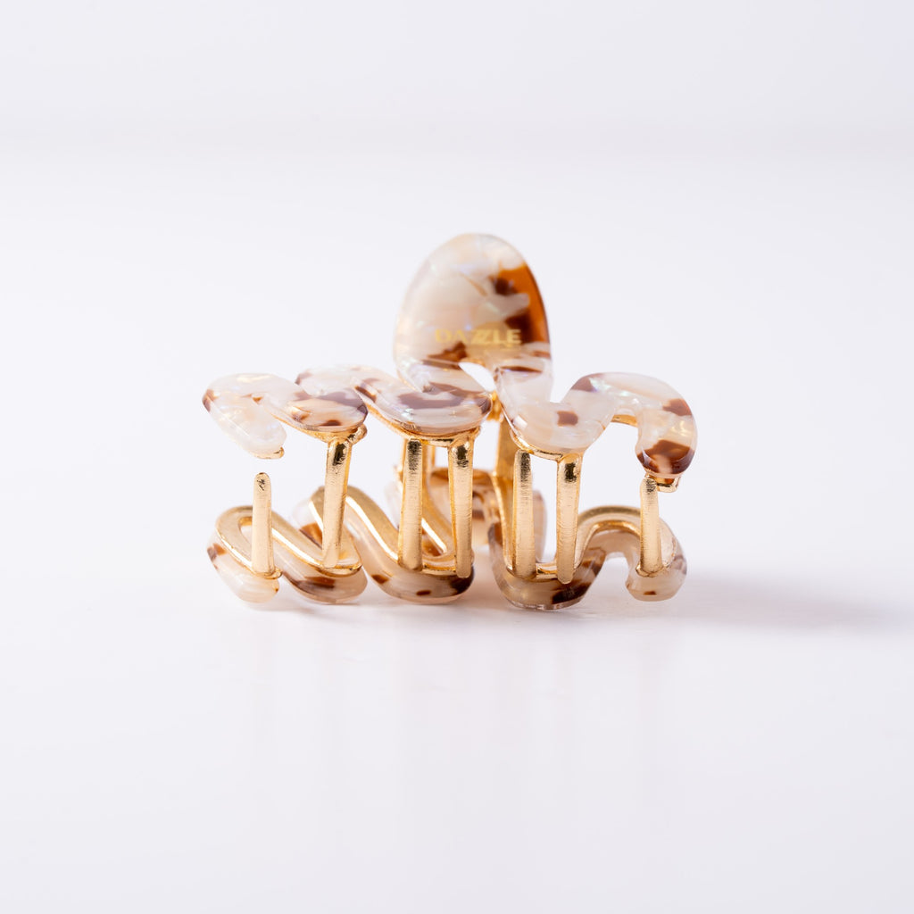 Pearl Wave Claw Clip