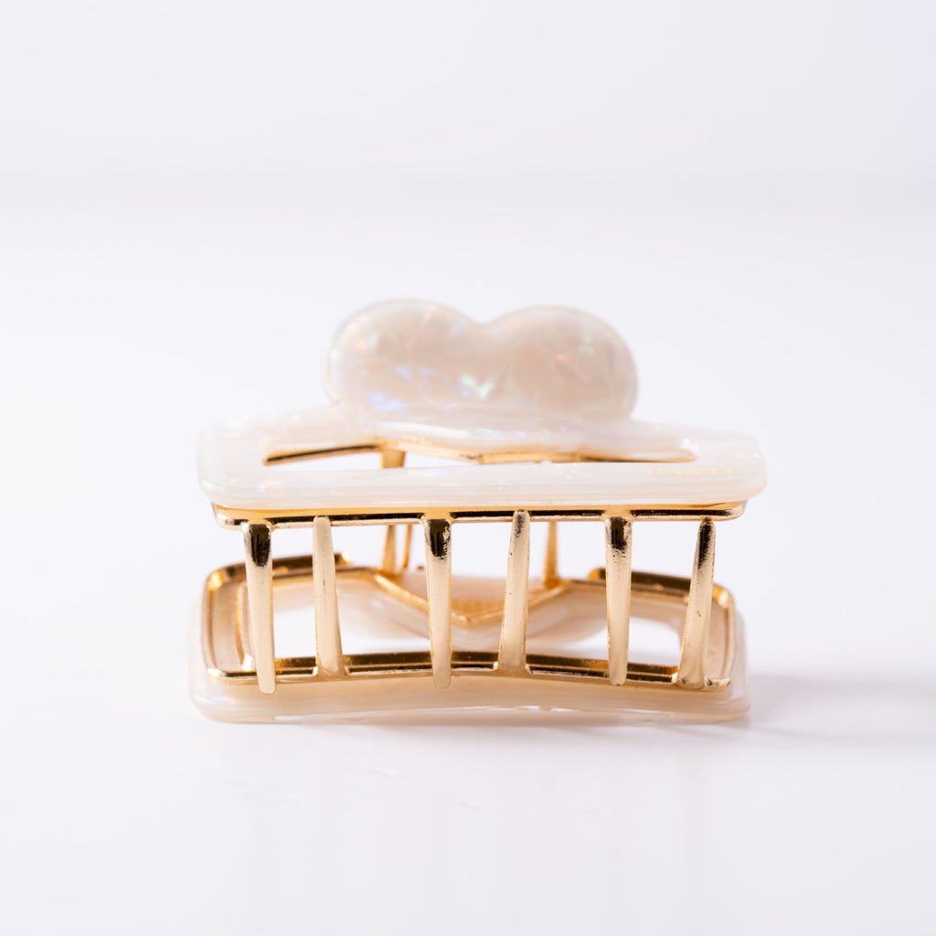 Pearl Heart Luxe Claw Clip