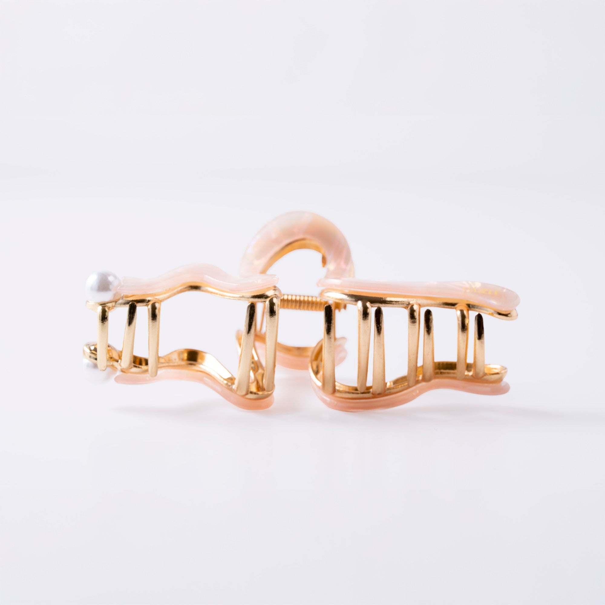 Pearl Wave Luxe Clip