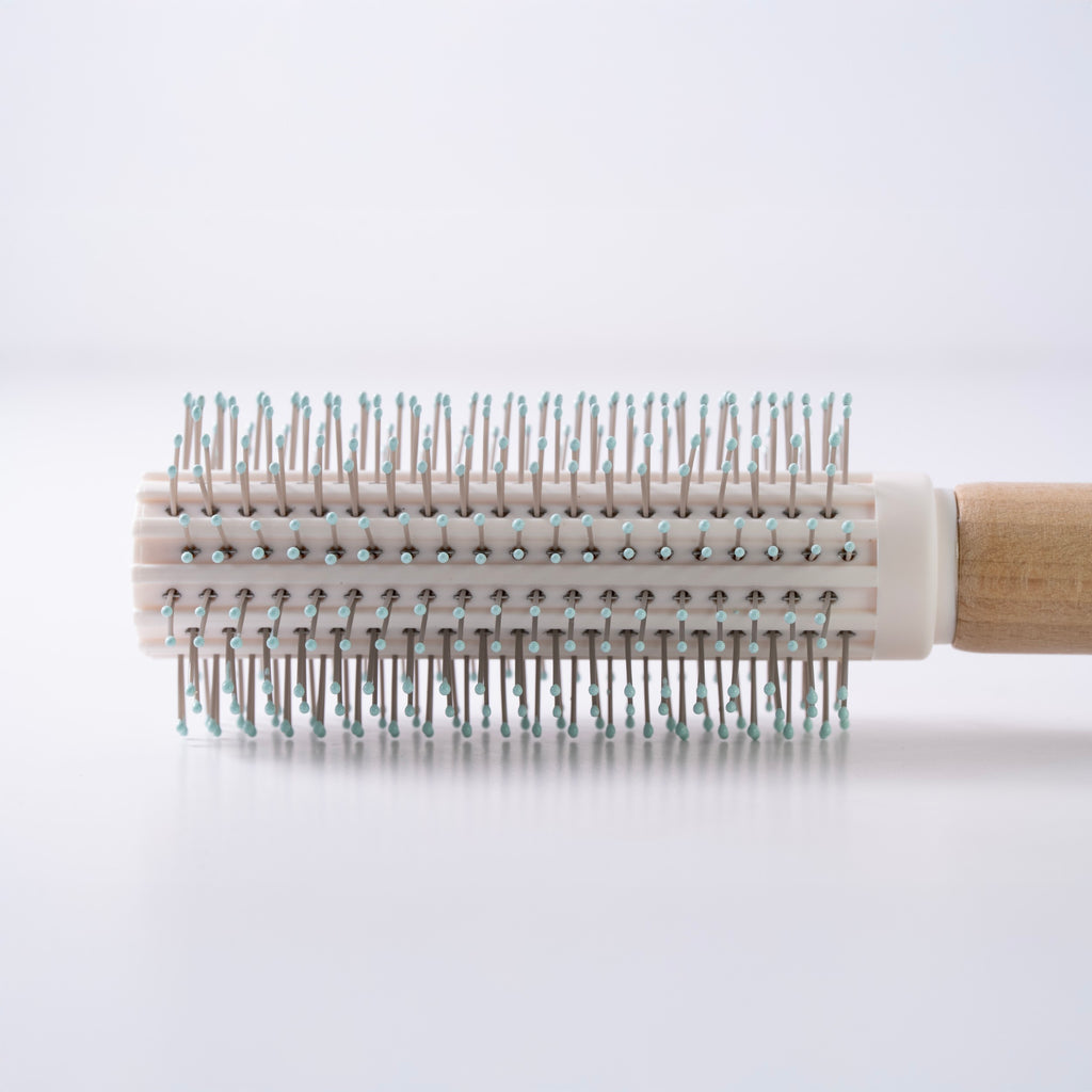 Round Barrel Styling Brush with Wooden Handle