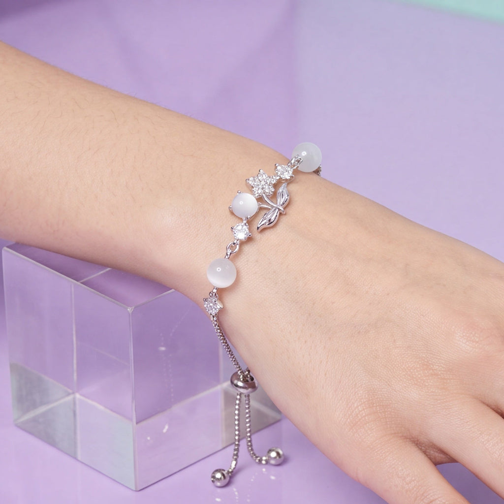 Rose Charm Beaded Bracelet