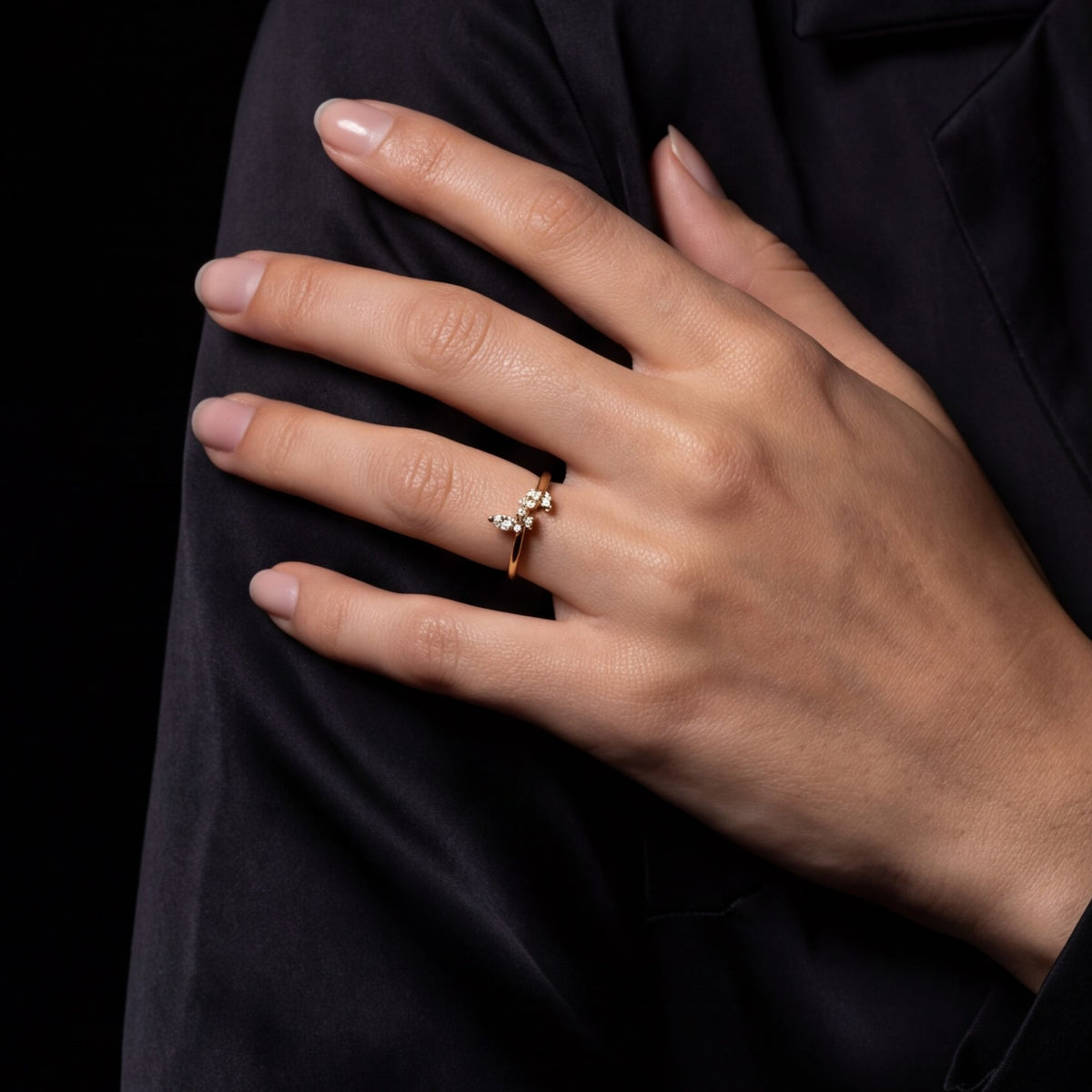 Minimal Floral Spark Ring with Crystal Petals