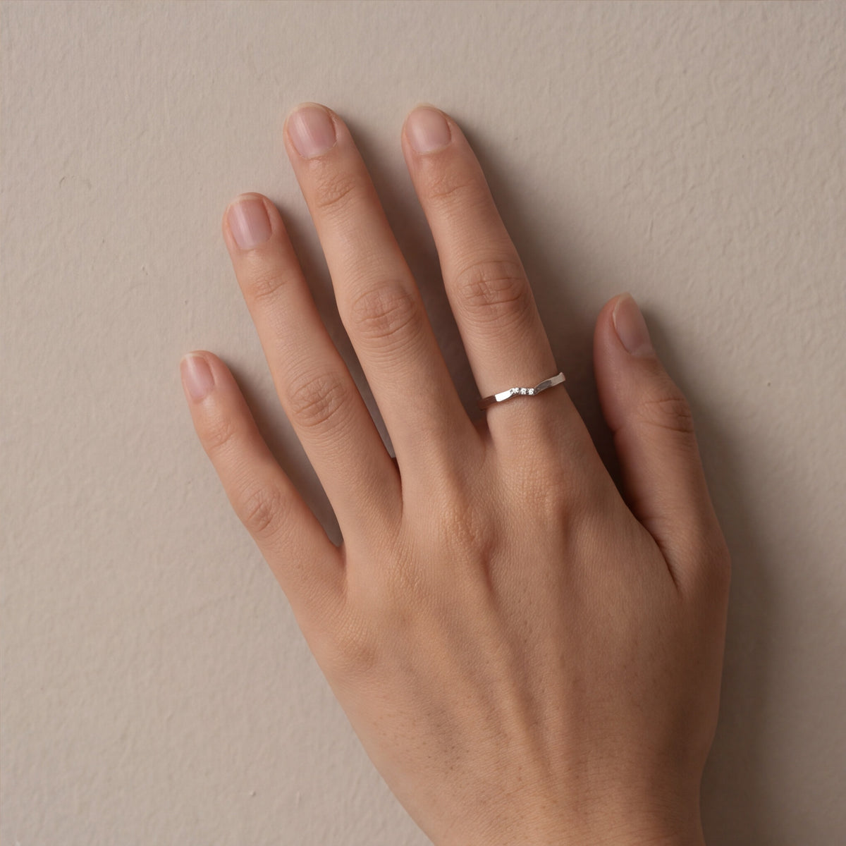 Facet Edge Gold Band Ring