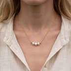 Minimal Fresh water Pearl Accent Necklace